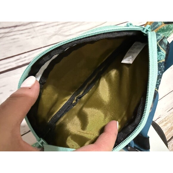 KAVU Spectator Fanny Pack Bag Double Zip Pocket-NEW Without Tags - Picture 6 of 10